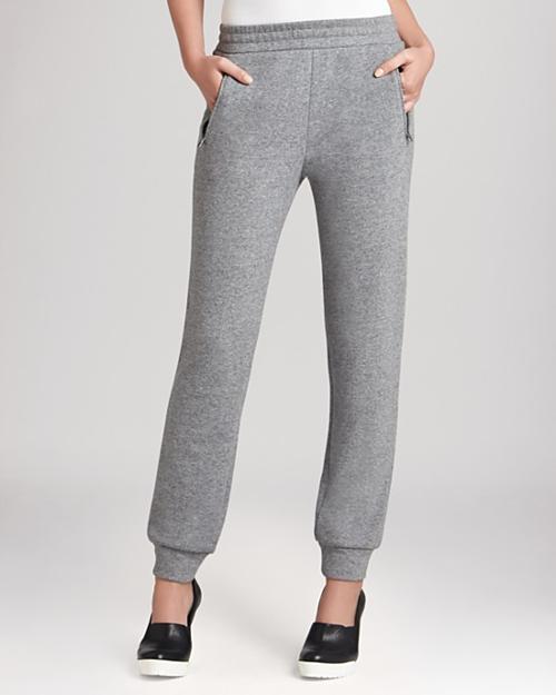 Mindy Kaling BCBGMAXAZRIA Sweatpants from No Strings Attached TheTake
